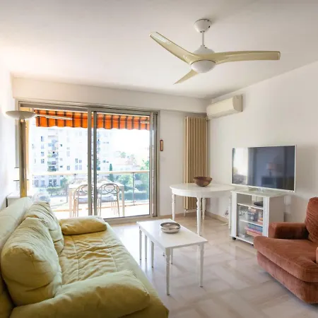 Les Jardins Du Luxembourg-2 By Interhome הייר