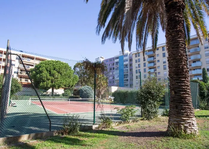 דירה Les Jardins Du Luxembourg-2 By Interhome